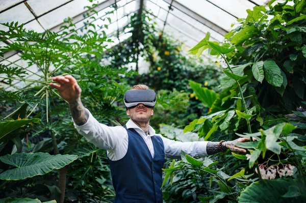 What's the Impact of Virtual Reality on UK Heritage Site Preservation?